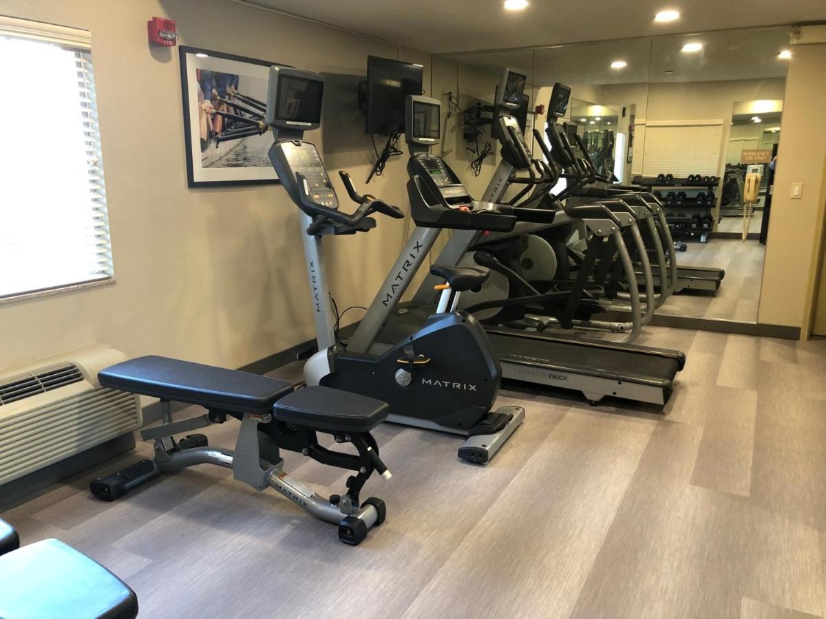 Candlewood Suites Fort Wayne - Nw By Ihg Экстерьер фото