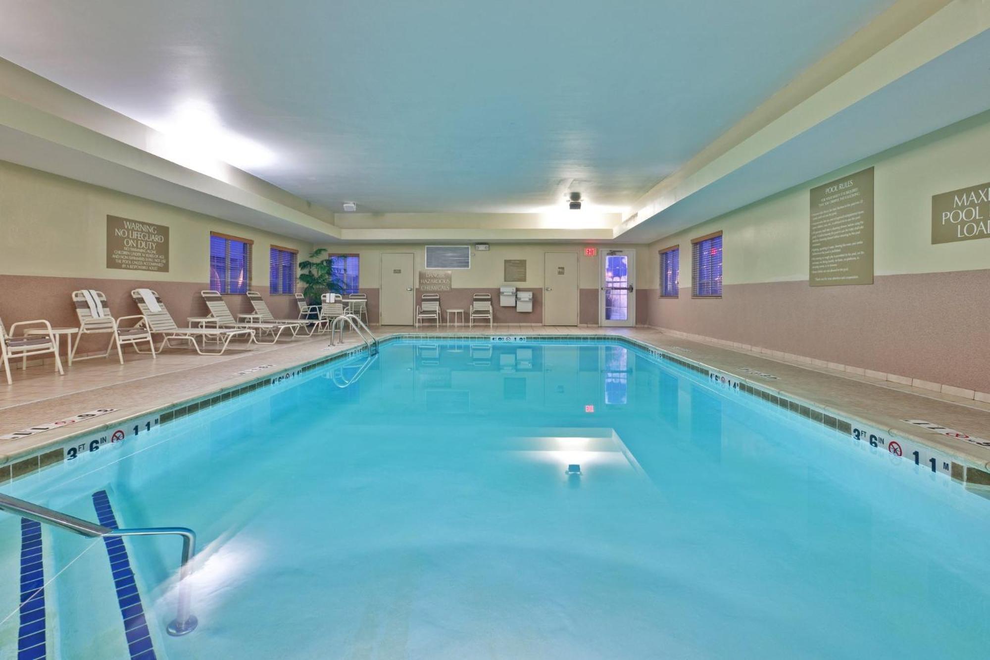 Candlewood Suites Fort Wayne - Nw By Ihg Экстерьер фото