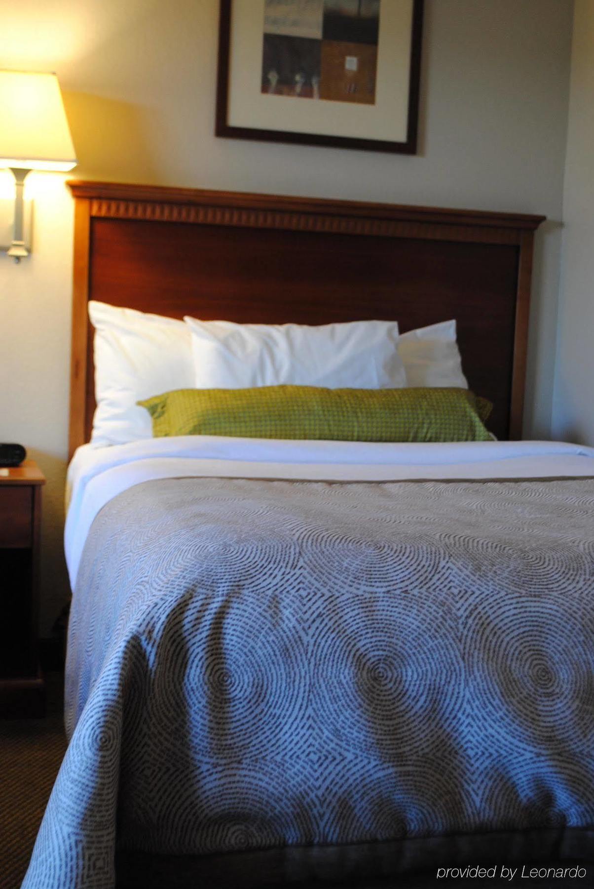 Candlewood Suites Fort Wayne - Nw By Ihg Экстерьер фото