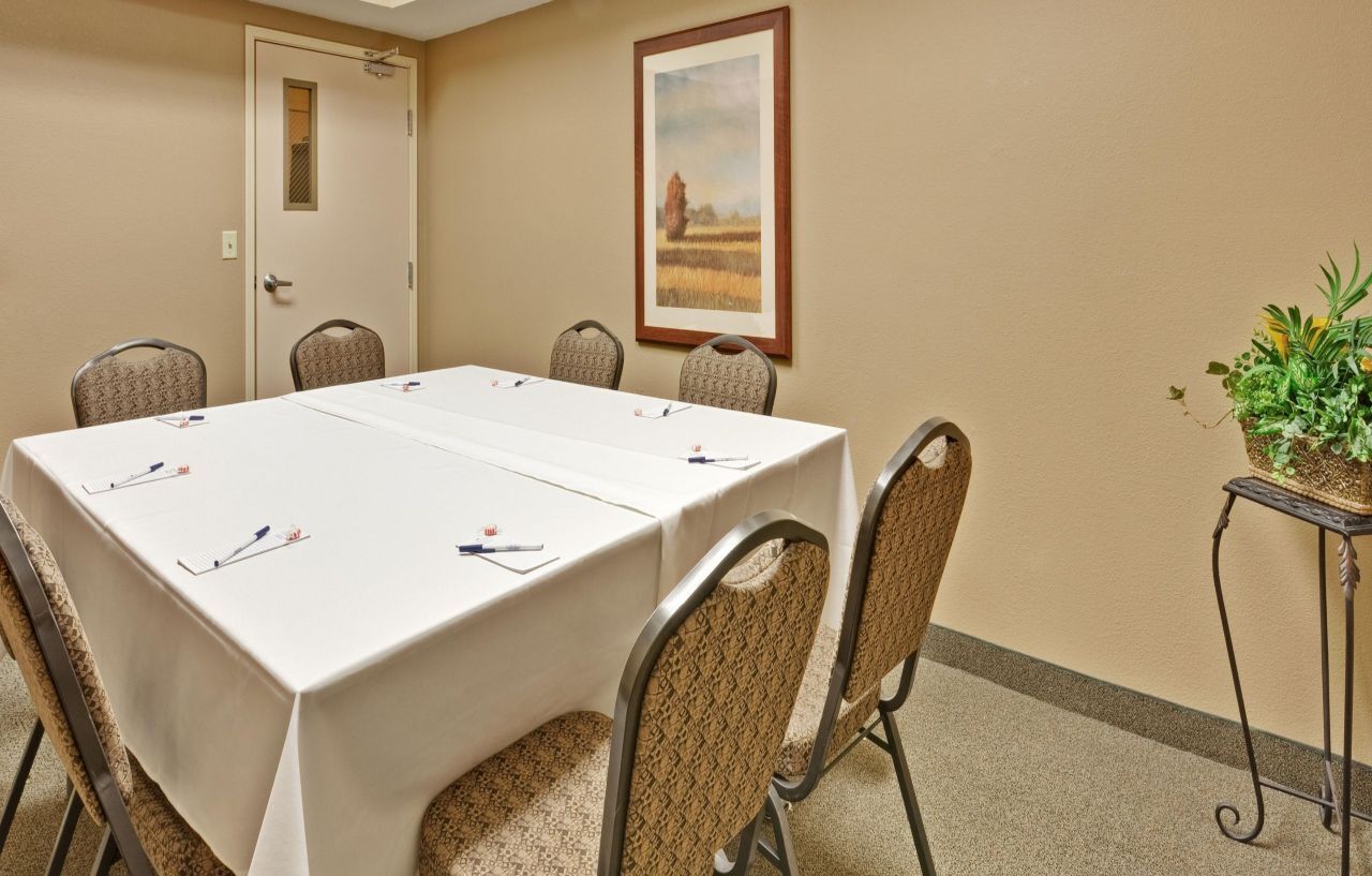 Candlewood Suites Fort Wayne - Nw By Ihg Экстерьер фото