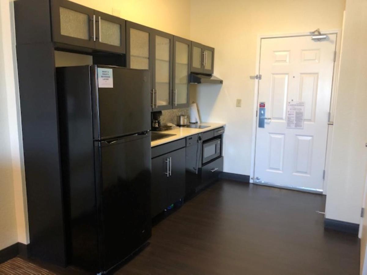 Candlewood Suites Fort Wayne - Nw By Ihg Экстерьер фото